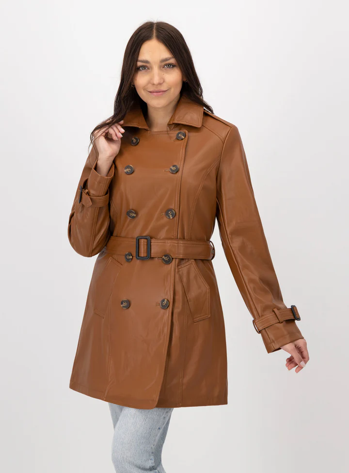 564993-BMISISIPI-MEDIUM-RAW-1_720x Mujer con gabardina color café.